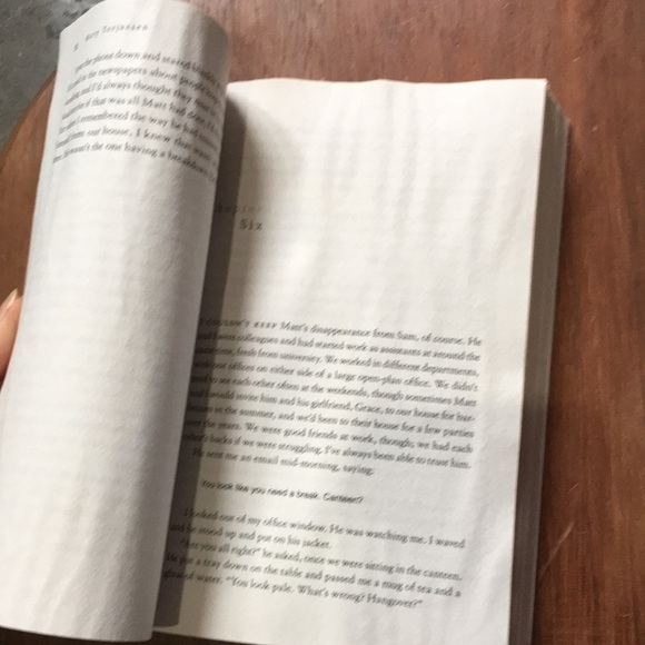 Gone without a trace by Mary Torjussen book novel - Picture 3 of 6